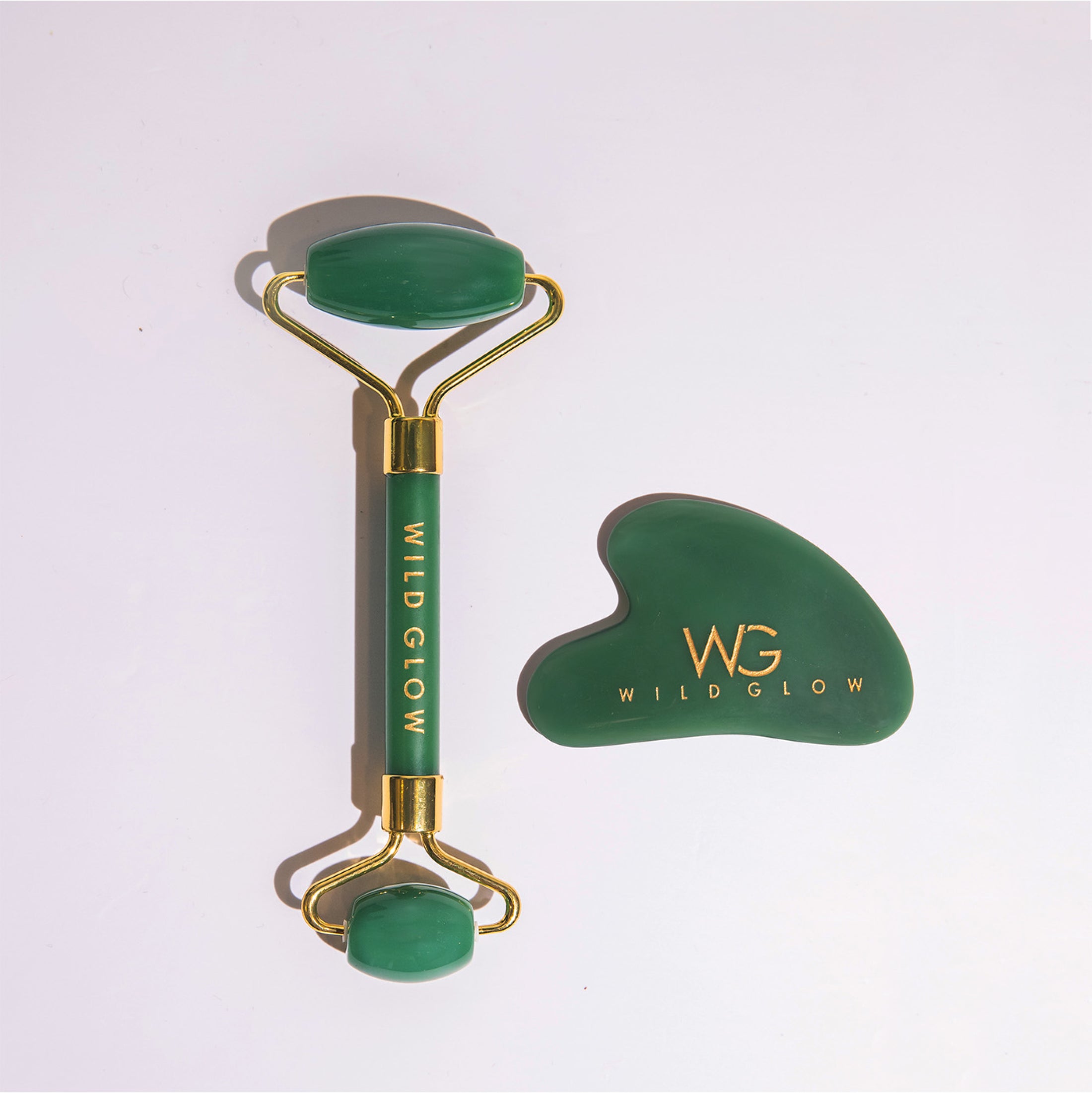 Brazilian Green Jade Face Roller + Gua Sha Set For A Contoured Look &  A Youthful Skin